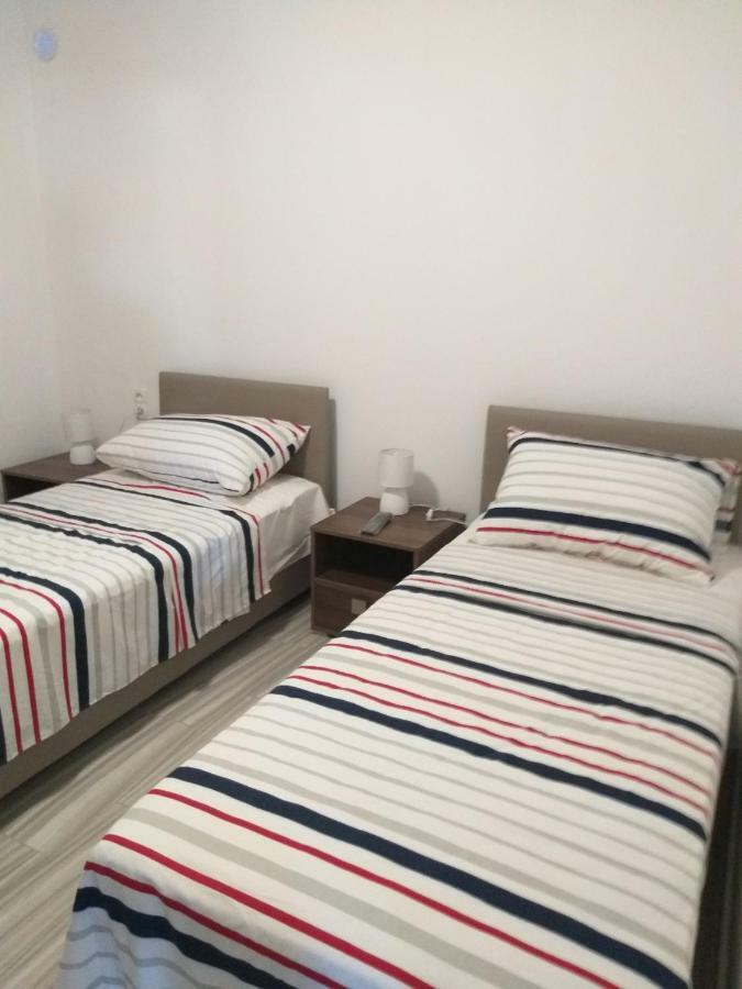 Apartments Bartol Vir Eksteriør billede