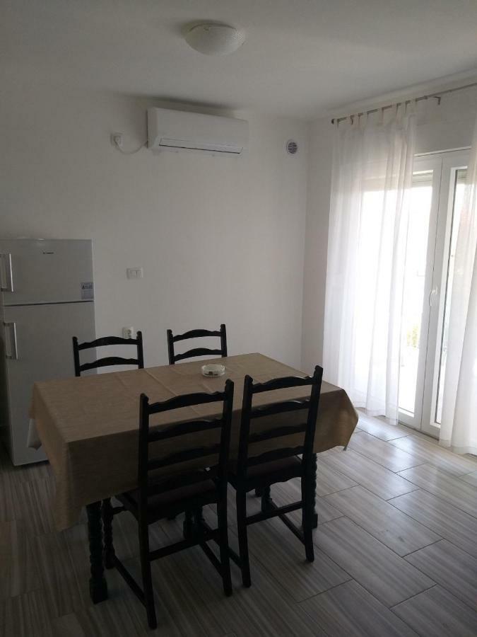Apartments Bartol Vir Eksteriør billede